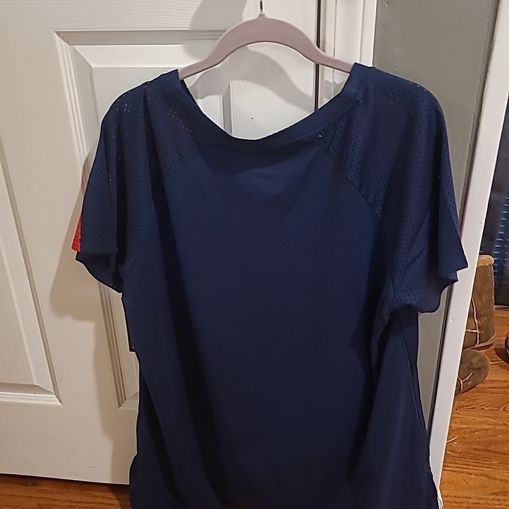 Cleveland Indians Women's V-Neck Jersey T-Shirt Size XL Fanatics  MLB NWT - Picture 2 of 7
